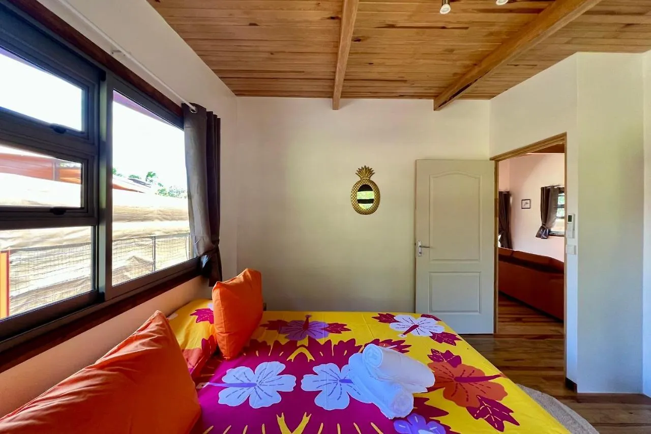 Fare Te Ava - Comfy Cabin W Private Beach Access Haapiti Chalet